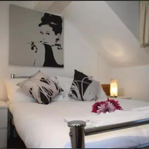 Apartasuites London Emerald